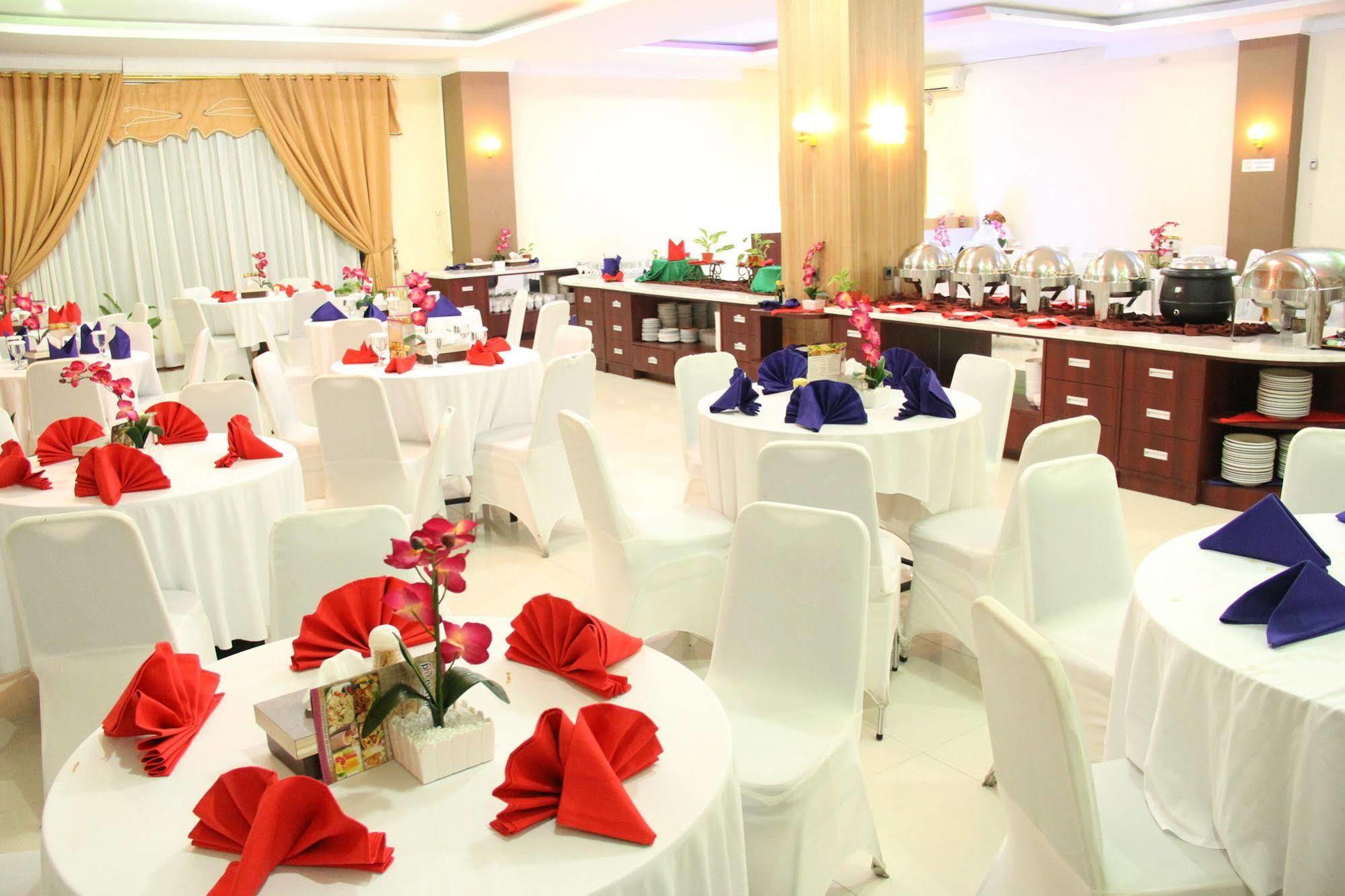 Permatahati Hotel And Convention Center Banda Aceh Zewnętrze zdjęcie